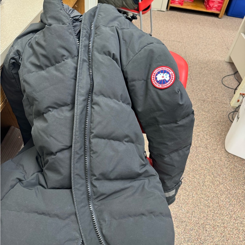 Black Puffer Jacket Canada Goose